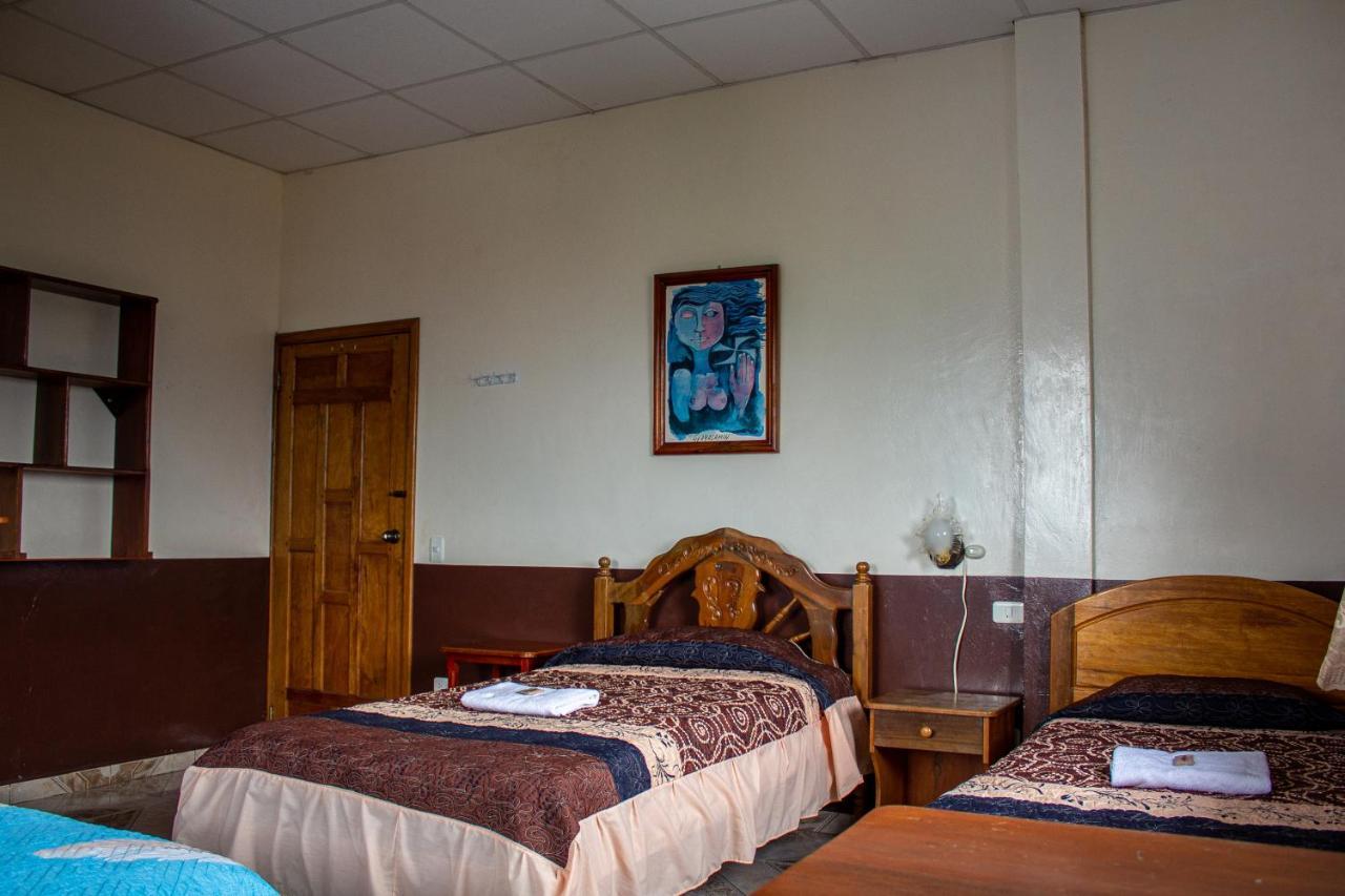 Hostal Limoncocha Tena Kültér fotó