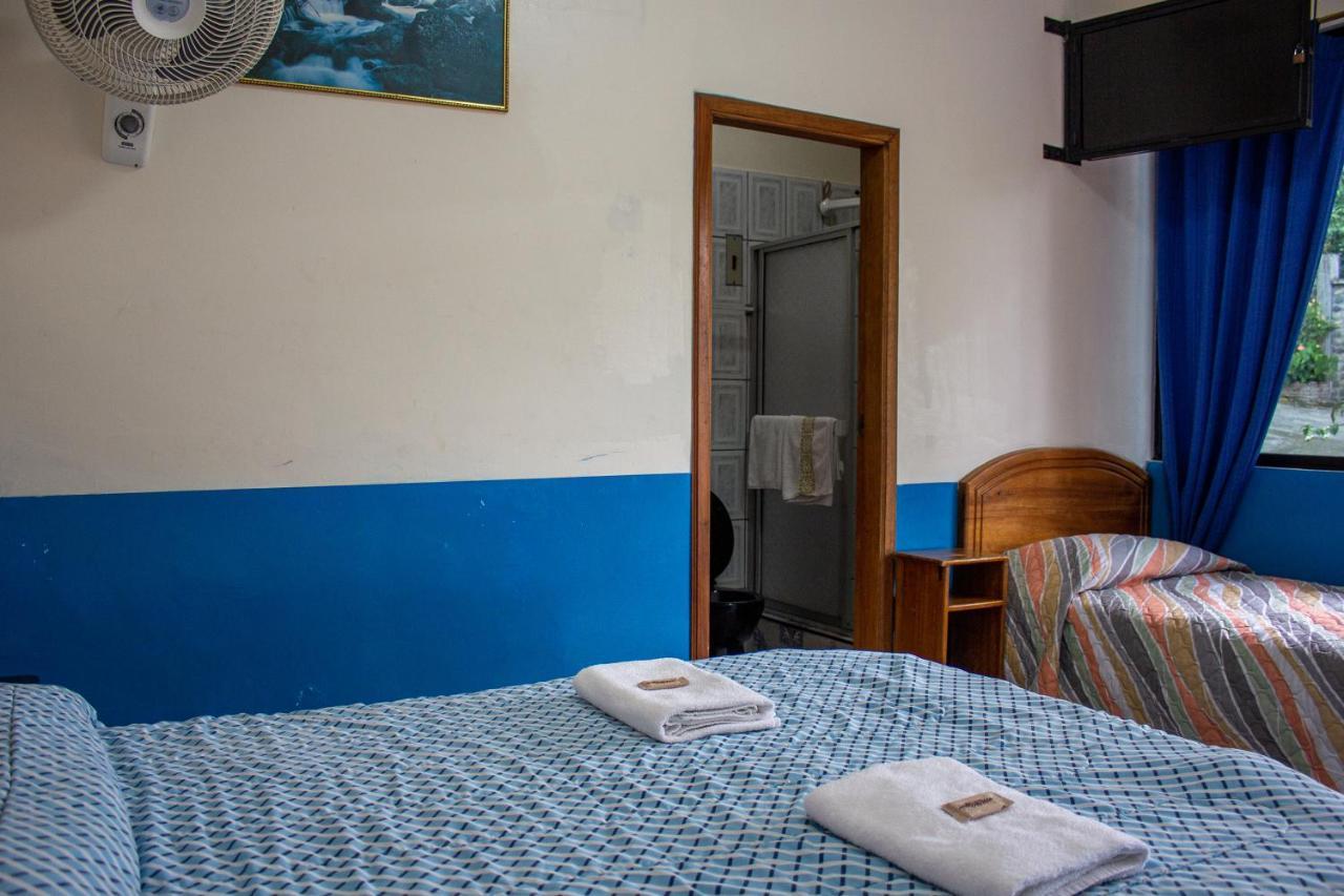 Hostal Limoncocha Tena Kültér fotó