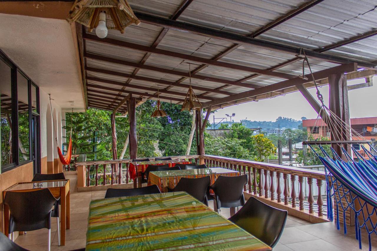 Hostal Limoncocha Tena Kültér fotó